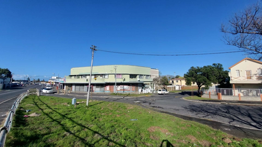 Commercial Property for Sale in Southfield Western Cape